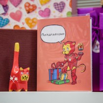 Поздравительная открытка из серии коты супер герои  "Железный человек"